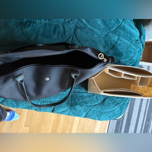 Longchamp Large Black Tote - Picture 10 of 11